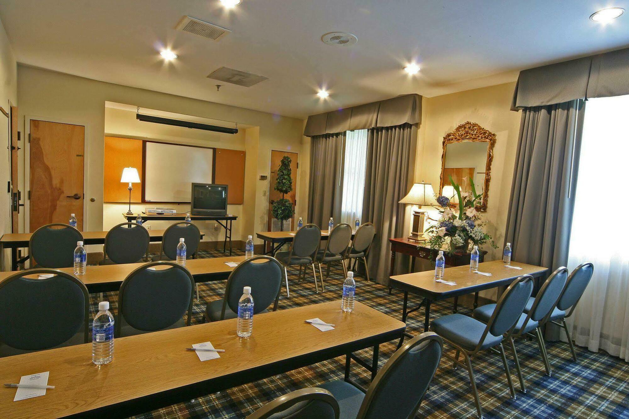 Hampton Inn & Suites Pigeon Forge On The Parkway Esterno foto